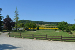 Nos-Jeux-exterieurs-Notre-Terrain-de-football-1-1200x800-1